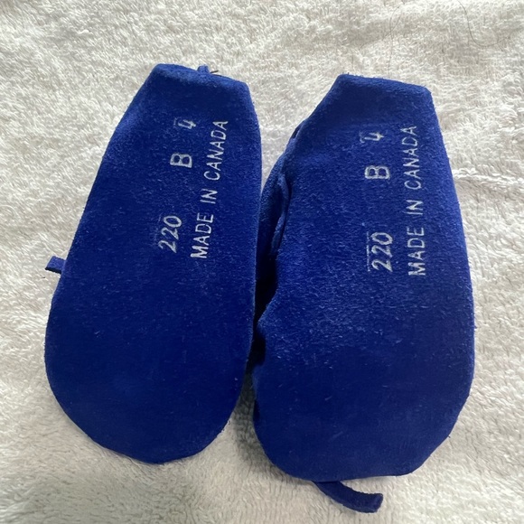 Newborn to 6 months handmade moccasins - Picture 7 of 7